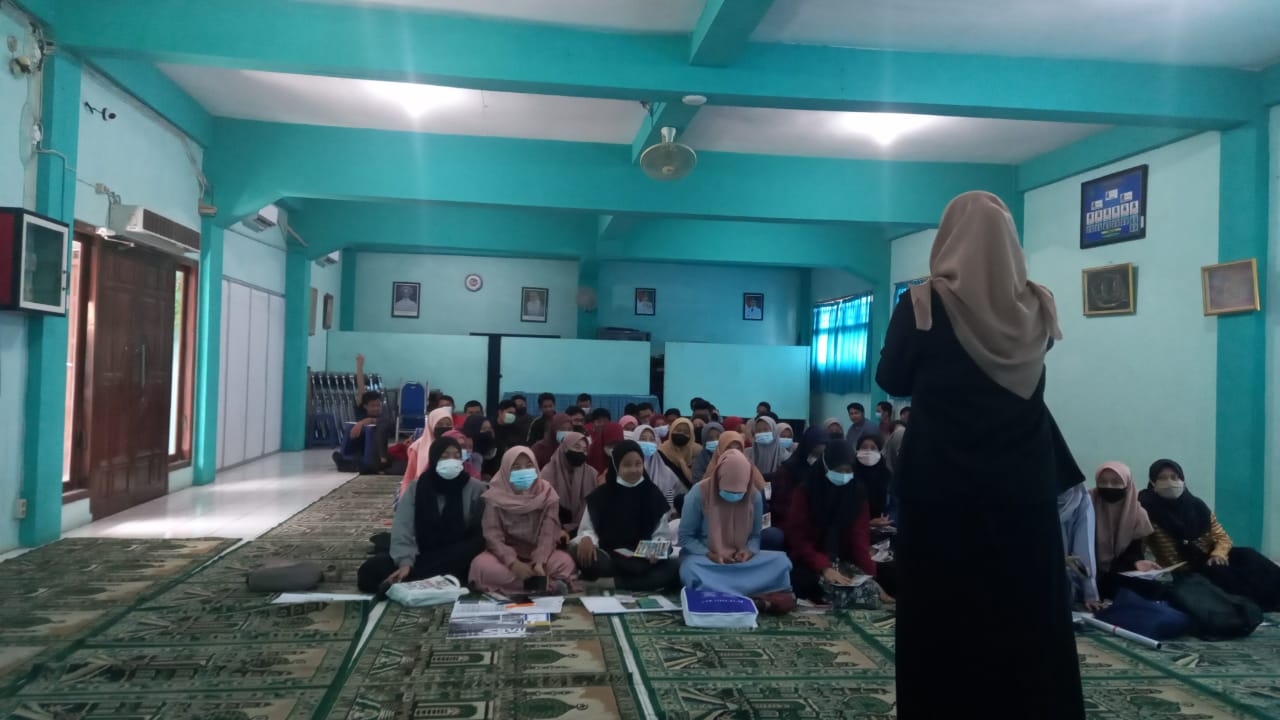 Berpartisipasi Kampus Expo di SMK MUHAMMADIYAH 1 TAMAN